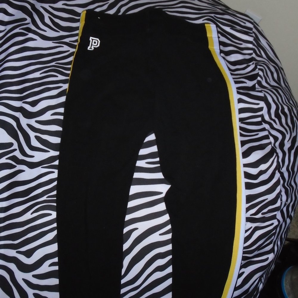 PINK Victoria's Secret Lace-Up Front Leggings